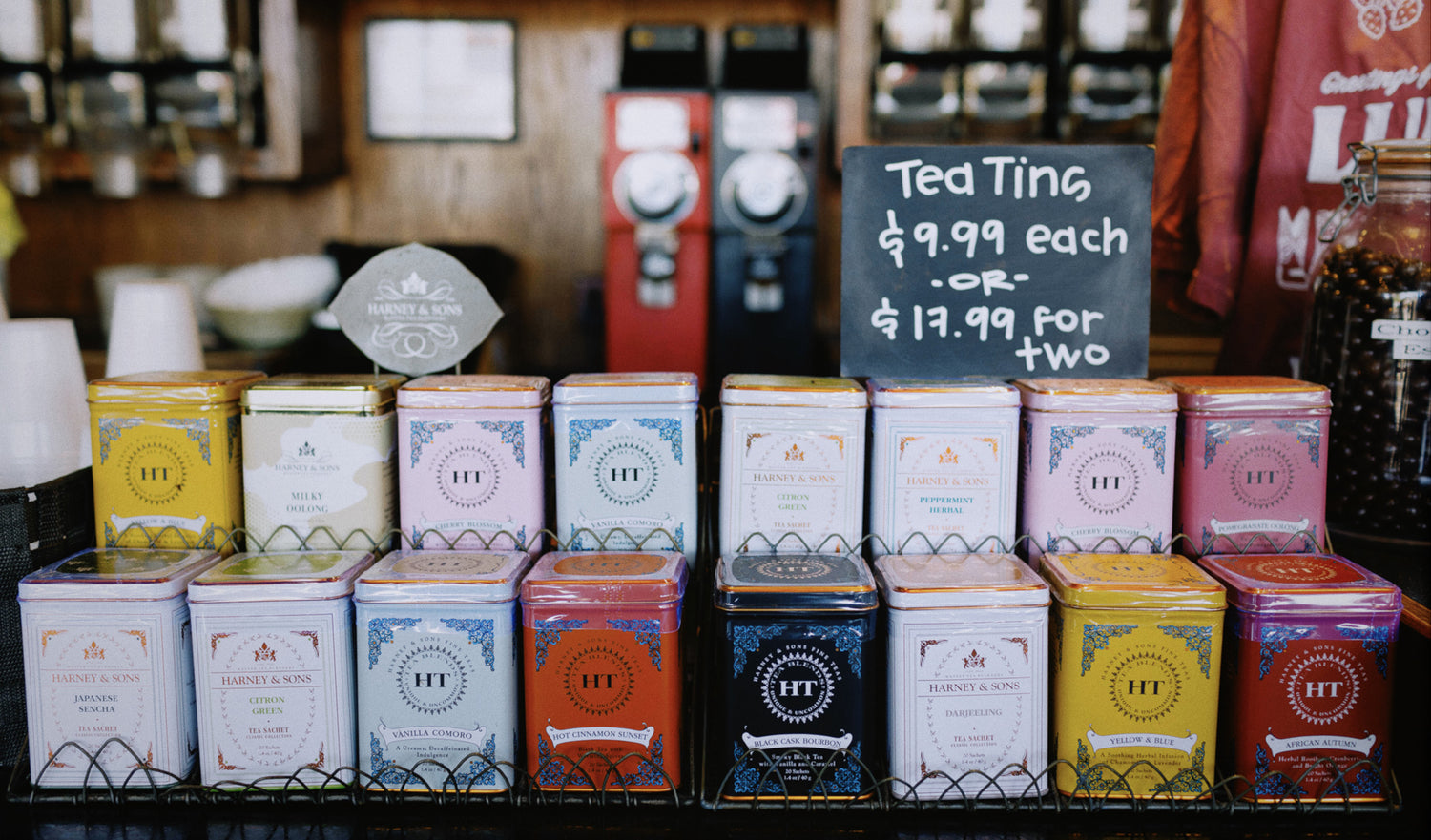 Loose Leaf Tea & Tea Tins